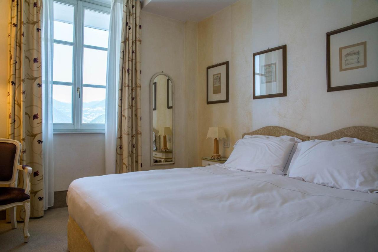 Hotel Rivalago Sulzano Ngoại thất bức ảnh