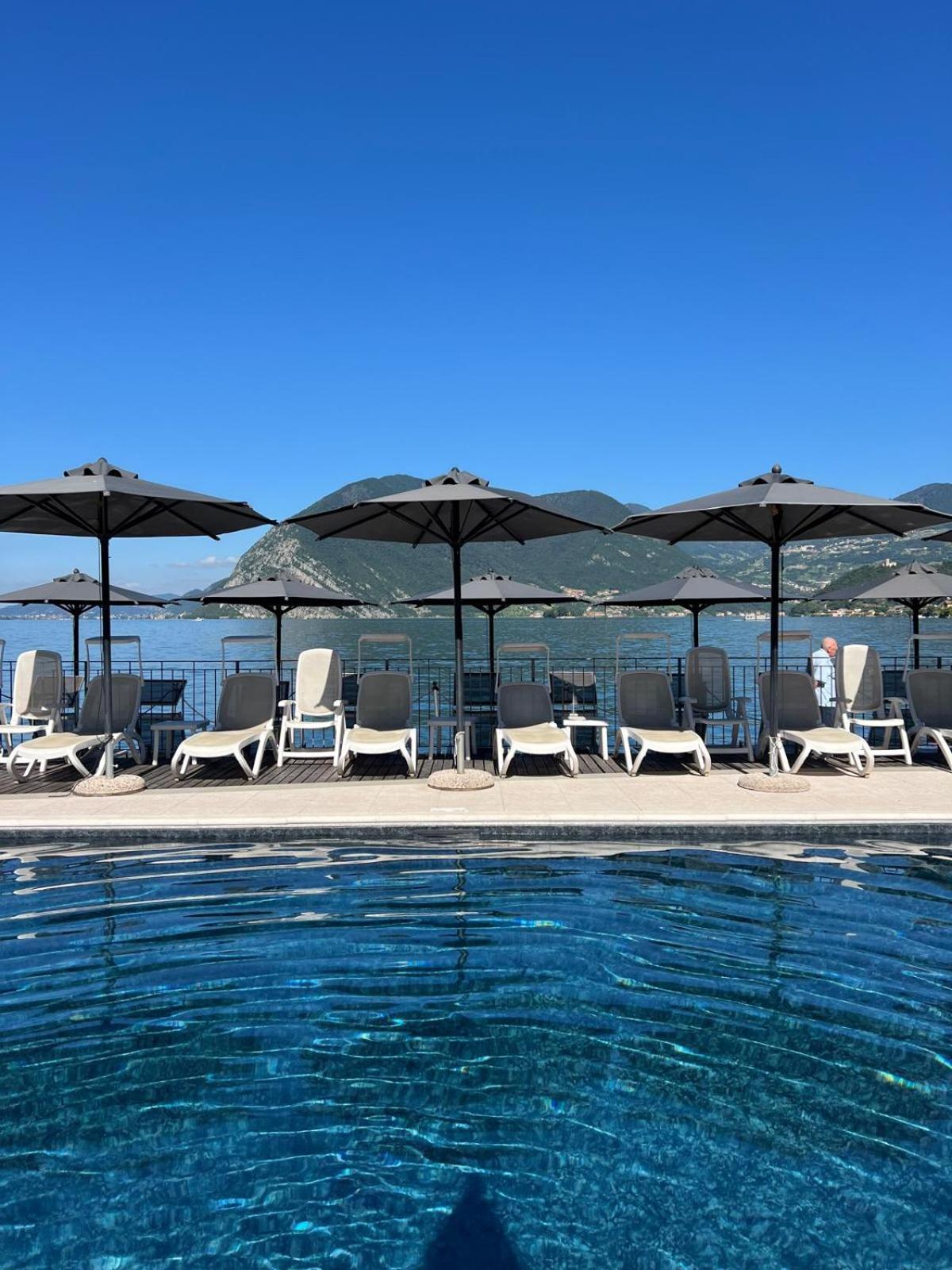 Hotel Rivalago Sulzano Ngoại thất bức ảnh